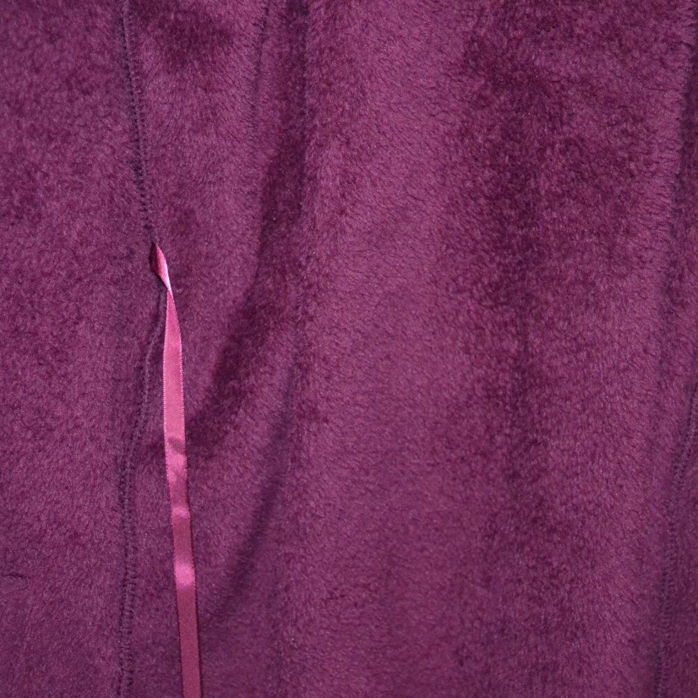 Victoria Secret women fluffy bath robe. Size Small and X/SMALL. Color burgundy. - Picture 7 of 8